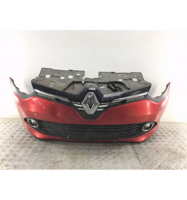 Бампер передний бу для Renault Clio 4 0.9 TCE,  2013 г. бу контрактные купить в Спб
