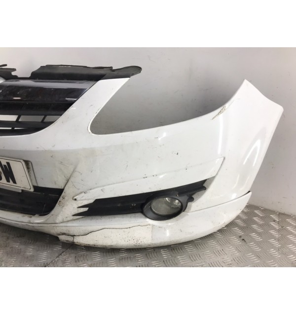 Бампер передний бу для Opel Corsa D 1.4 i,  2010 г. бу контрактные купить в Спб
