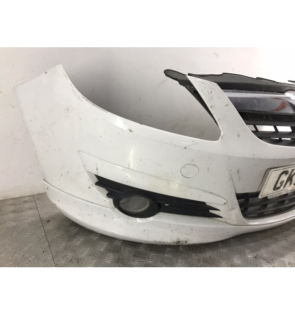 Бампер передний бу для Opel Corsa D 1.4 i,  2010 г. бу контрактные купить в Спб