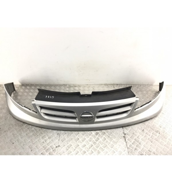 Решетка радиатора бу для Nissan Primastar  2.0 DCi,  2013 г. бу контрактные купить в Спб