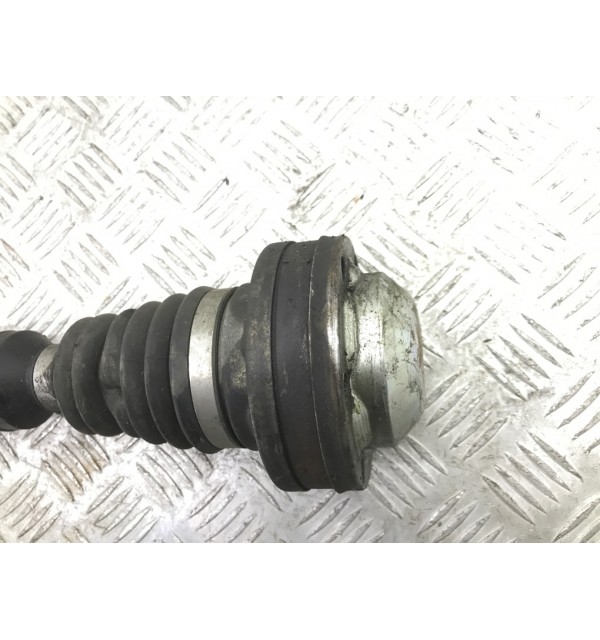 Полуось передняя правая (приводной вал, ШРУС) бу для Volkswagen Golf 5 2.0 TFSI,  2008 г. бу контрактные купить в Спб