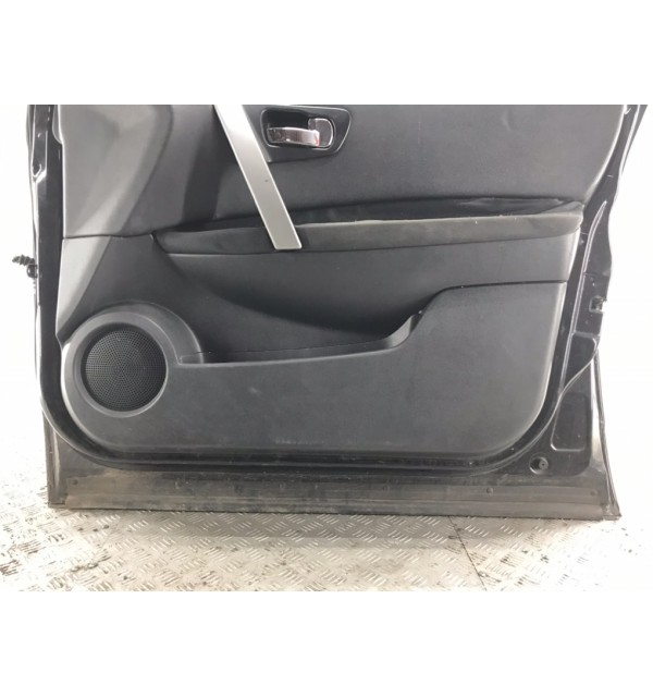 Дверь передняя правая бу для Nissan Qashqai  1.5 DCi,  2008 г. бу контрактные купить в Спб