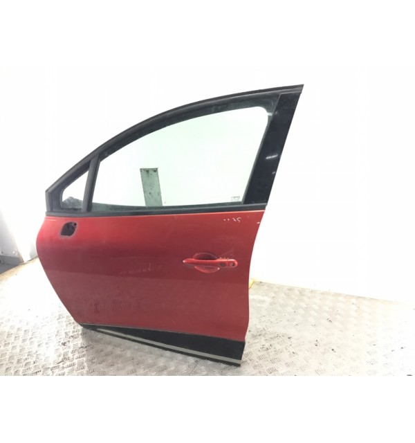 Дверь передняя левая бу для Renault Clio 4 0.9 TCE,  2013 г. бу контрактные купить в Спб
