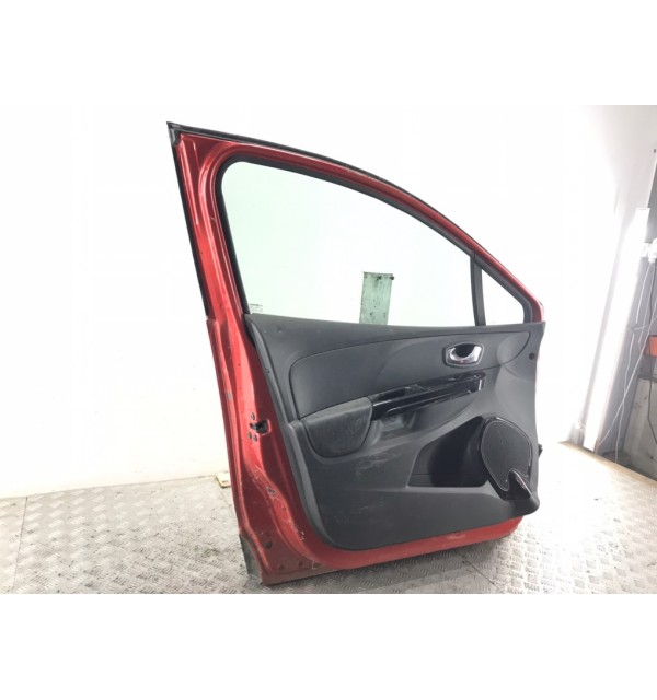 Дверь передняя левая бу для Renault Clio 4 0.9 TCE,  2013 г. бу контрактные купить в Спб