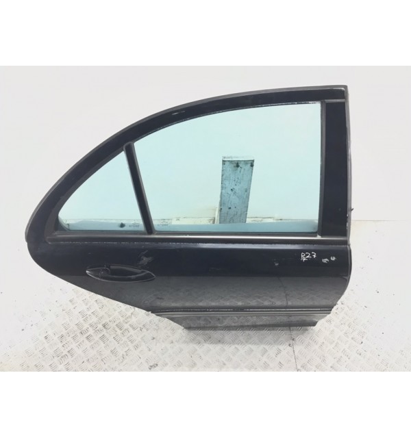Дверь задняя правая бу для Mercedes C W203 2.7 CDi,  2004 г. бу контрактные купить в Спб