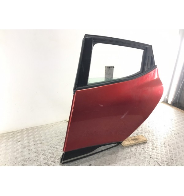 Дверь задняя левая бу для Renault Clio 4 0.9 TCE,  2013 г. бу контрактные купить в Спб