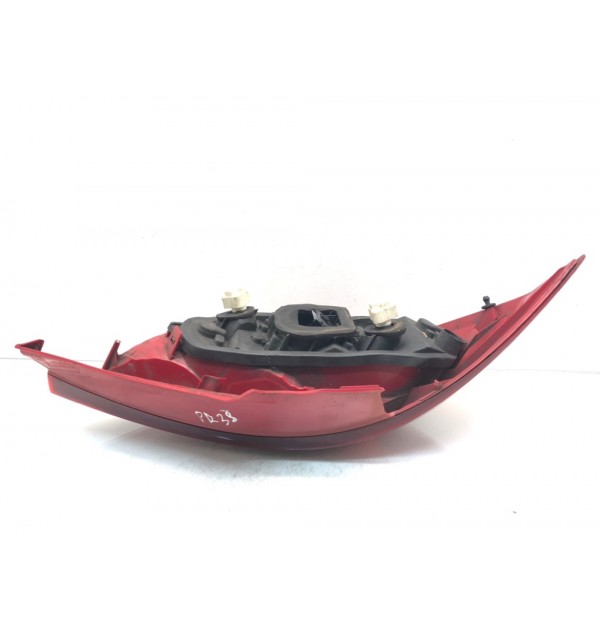 Фонарь задний правый бу для Opel Corsa D 1.3 CDTi,  2008 г. бу контрактные купить в Спб