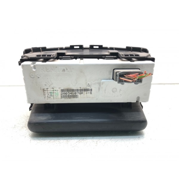 Дисплей бу для Nissan Primastar  2.0 DCi,  2013 г. бу контрактные купить в Спб