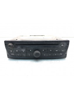 Магнитола бу для Nissan Primastar  2.0 DCi,  2013 г.