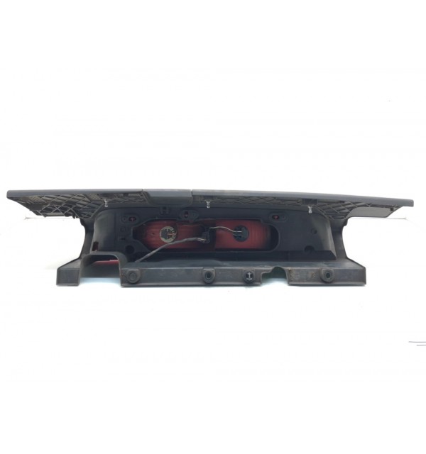Фонарь задний правый бу для Nissan Primastar  2.0 DCi,  2013 г. бу контрактные купить в Спб