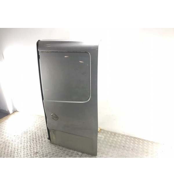 Дверь задняя распашная правая бу для Nissan Primastar  2.0 DCi,  2013 г. бу контрактные купить в Спб