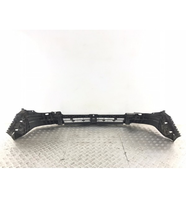Кронштейн решетки радиатора бу для Nissan Primastar  2.0 DCi,  2013 г. бу контрактные купить в Спб