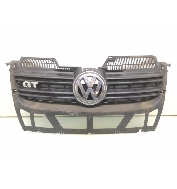 Решетка радиатора бу для Volkswagen Golf 5 2.0 TDi,  2006 г. бу контрактные купить в Спб
