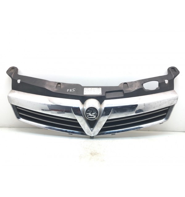 Решетка радиатора бу для Opel Astra H 1.3 CDTi,  2008 г. бу контрактные купить в Спб