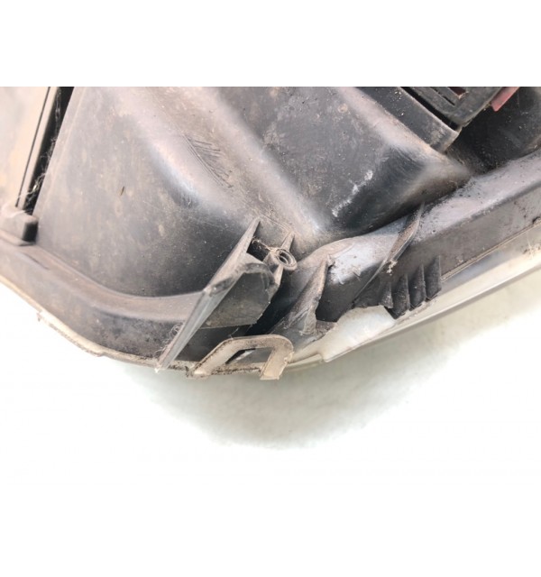 Фара правая бу для Opel Astra H 1.4 i,  2009 г. бу контрактные купить в Спб