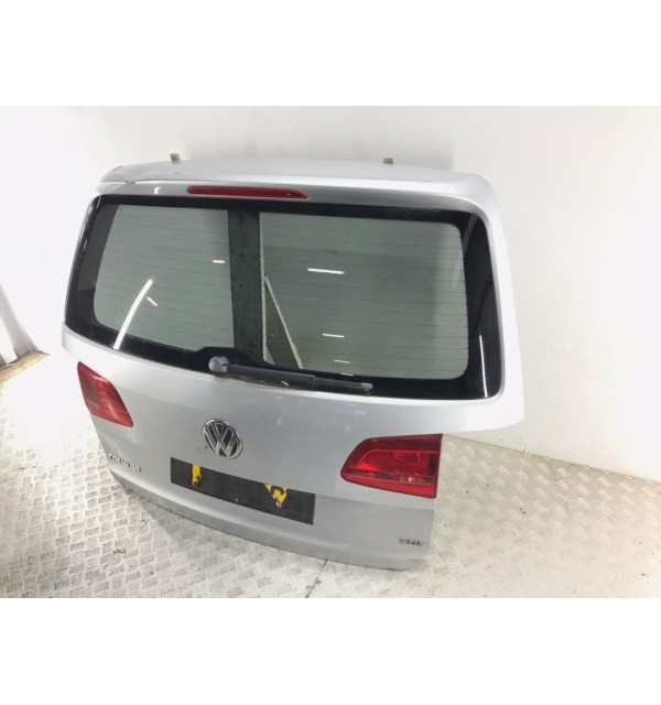 Крышка багажника бу для Volkswagen Touran  ,  2010 г. бу контрактные купить в Спб