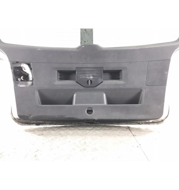 Крышка багажника бу для Volkswagen Touran  ,  2010 г. бу контрактные купить в Спб