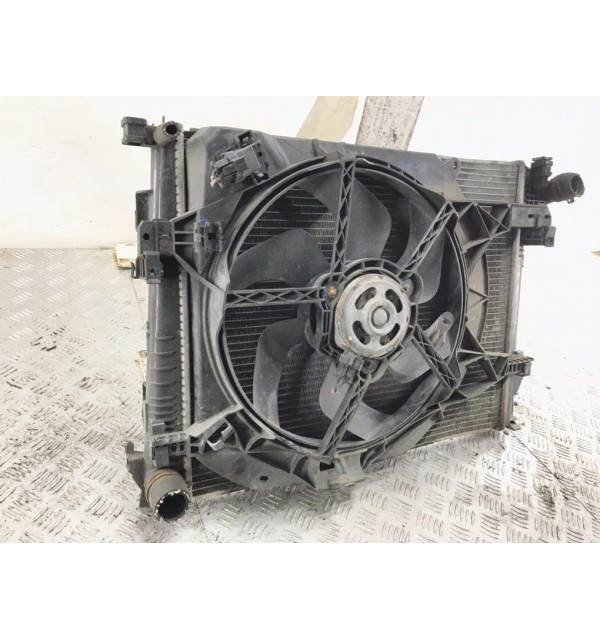 Кассета радиаторов бу для Nissan Primastar  2.0 DCi,  2013 г. бу контрактные купить в Спб