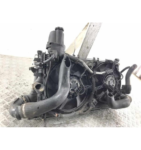 Кассета радиаторов бу для Opel Insignia  2.0 CDTi,  2010 г. бу контрактные купить в Спб