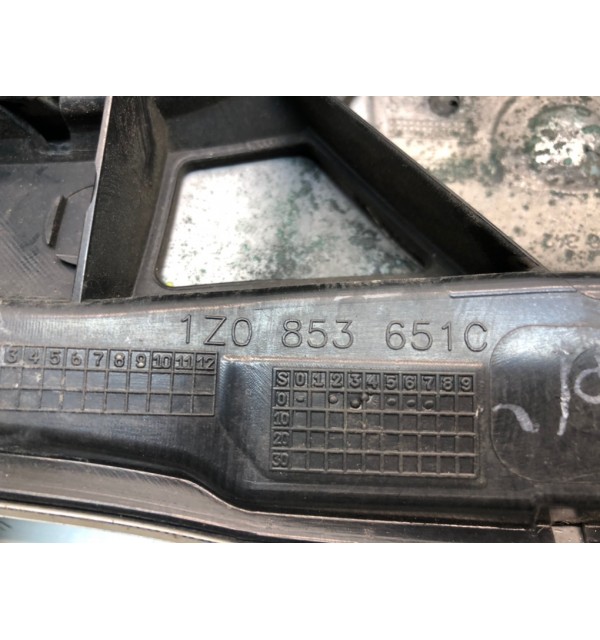 Решетка радиатора бу для Skoda Octavia  1.6 TDi,  2010 г. бу контрактные купить в Спб