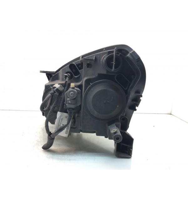 Фара правая бу для Nissan Qashqai  1.5 DCi,  2008 г. бу контрактные купить в Спб