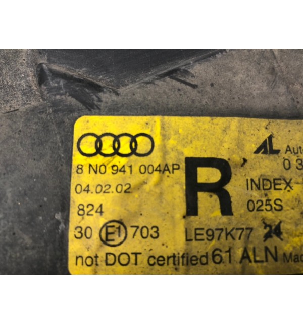 Фара правая бу для Audi TT 8N 1.8 Ti,  2002 г.
