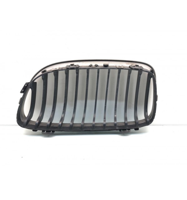 Решетка радиатора бу для BMW 3 E90/E91/E92/E93 2.0 TD,  2010 г. бу контрактные купить в Спб