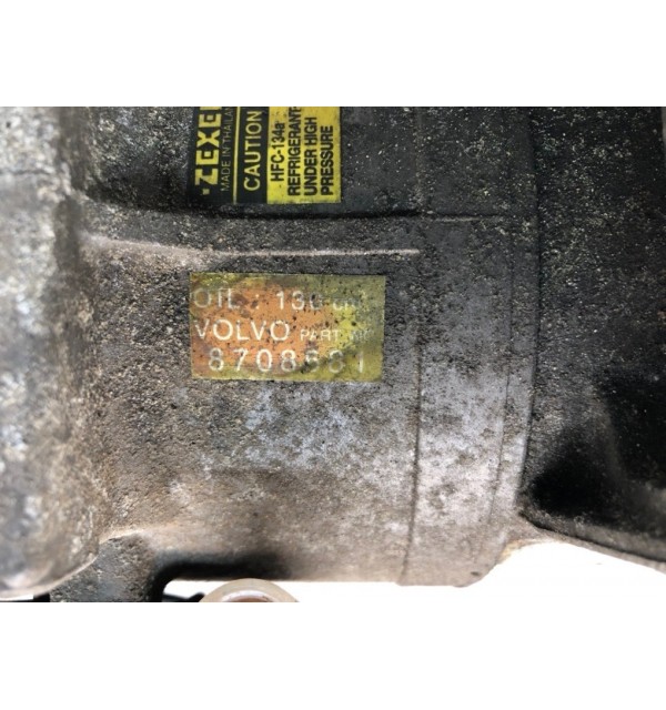 Компрессор кондиционера бу для Volvo V70  2.4 D5,  2005 г. бу контрактные купить в Спб