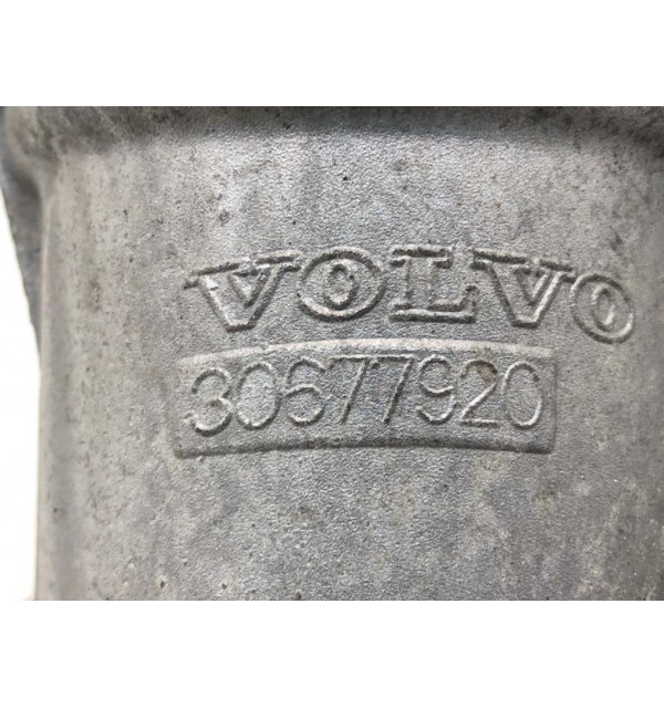 Корпус масляного фильтра бу для Volvo V70  2.4 D5,  2005 г. бу контрактные купить в Спб