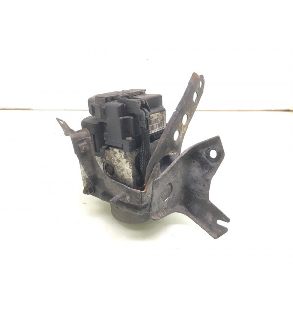 Блок ABS бу для Toyota Yaris P1 1.0 i,  2002 г. бу контрактные купить в Спб