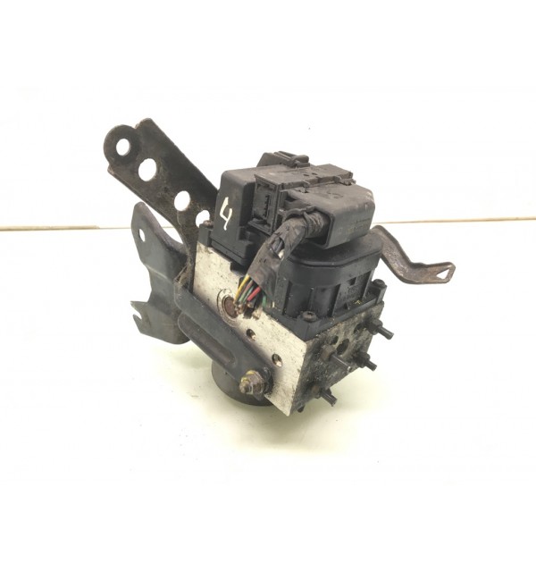 Блок ABS бу для Toyota Yaris P1 1.0 i,  2002 г. бу контрактные купить в Спб