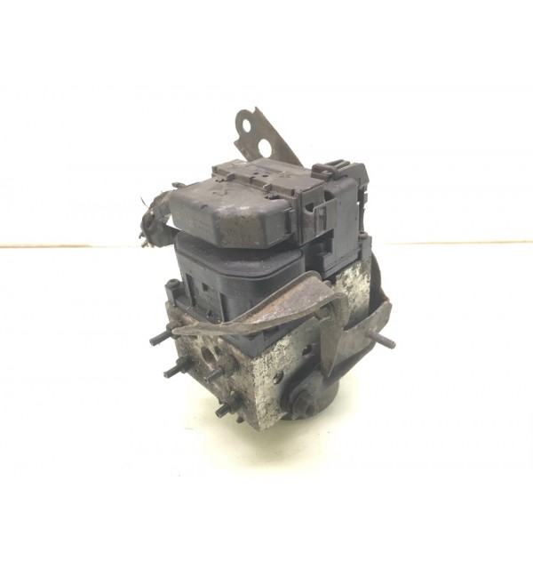 Блок ABS бу для Toyota Yaris P1 1.0 i,  2002 г. бу контрактные купить в Спб
