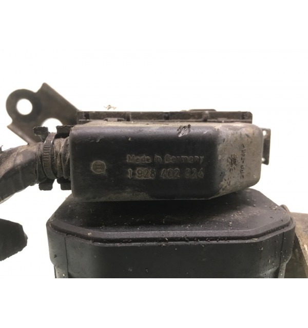 Блок ABS бу для Toyota Yaris P1 1.0 i,  2002 г. бу контрактные купить в Спб