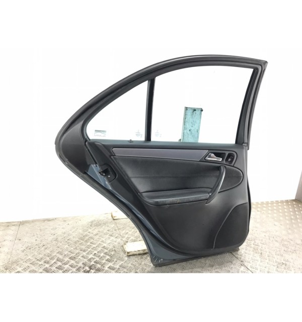 Дверь задняя левая бу для Mercedes C W203 2.2 CDi,  2004 г. бу контрактные купить в Спб