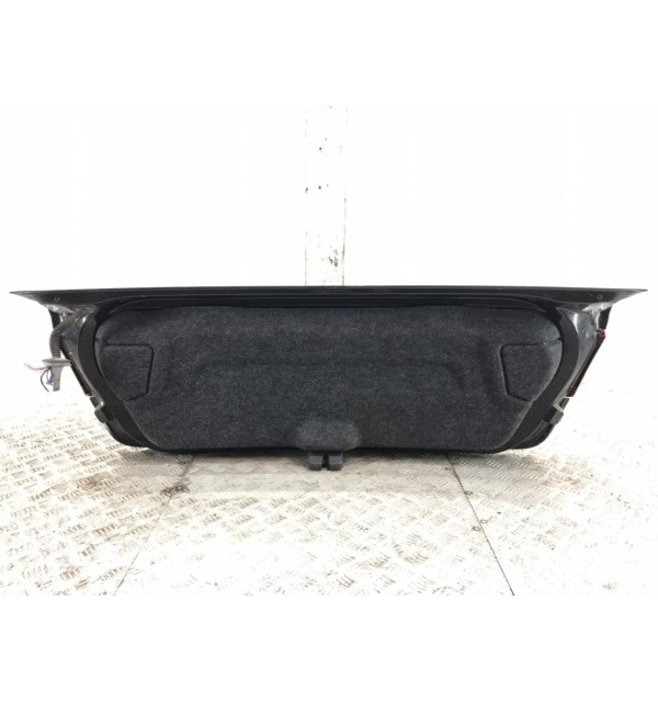 Крышка багажника бу для Audi A3 8P 2.0 TDi,  2009 г. бу контрактные купить в Спб