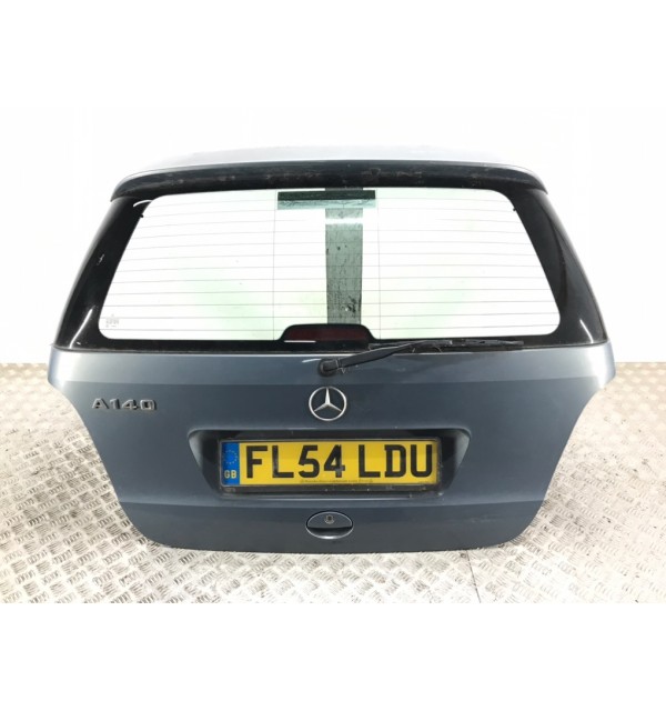 Крышка багажника бу для Mercedes A W168 1.4 i,  2004 г. бу контрактные купить в Спб