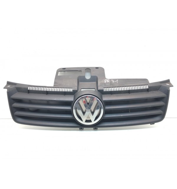 Решетка радиатора бу для Volkswagen Polo 4 1.2 i,  2003 г. бу контрактные купить в Спб