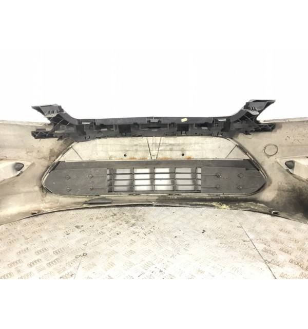 Бампер передний бу для Ford Focus 2 1.6 TDCi,  2009 г. бу контрактные купить в Спб