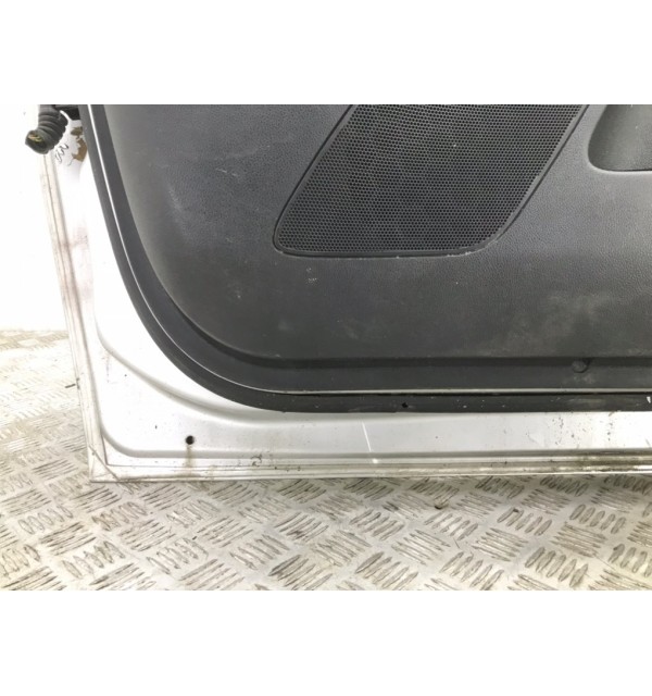 Дверь передняя правая бу для Opel Meriva B 1.4 i,  2010 г. бу контрактные купить в Спб