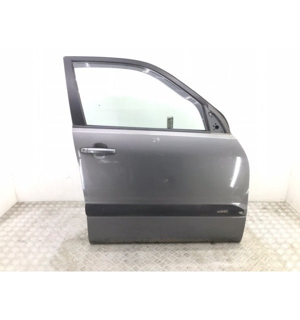 Дверь передняя правая бу для Suzuki Grand Vitara JT 2.4 i,  2009 г. бу контрактные купить в Спб