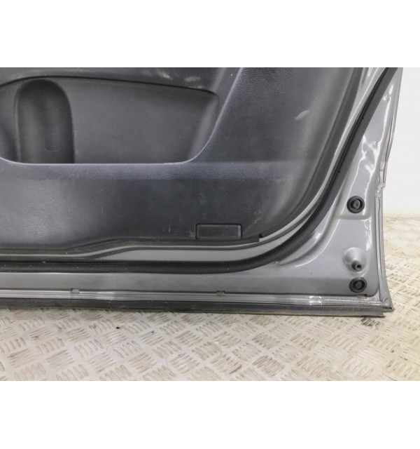 Дверь передняя правая бу для Suzuki Grand Vitara JT 2.4 i,  2009 г. бу контрактные купить в Спб