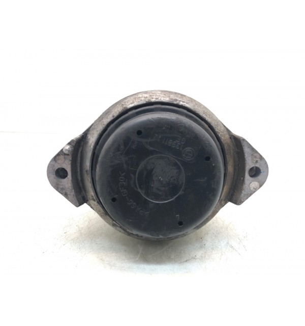 Подушка крепления двигателя бу для BMW 1 E87/E81/E82/E88 1.6 i,  2006 г. бу контрактные купить в Спб