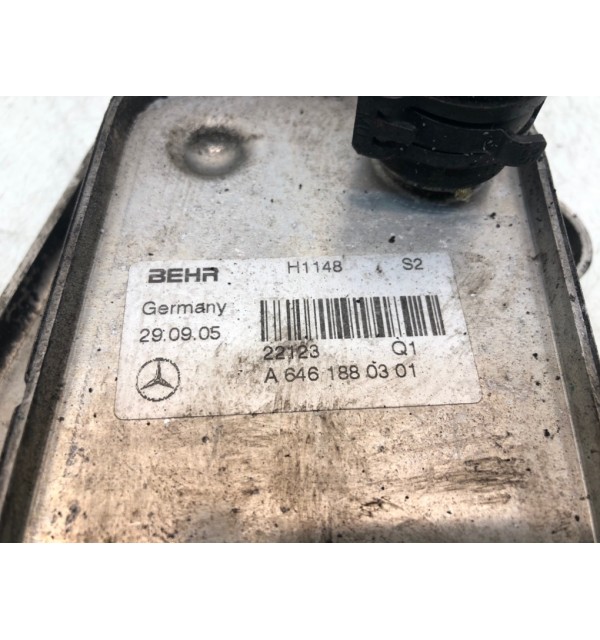 Радиатор масляный бу для Mercedes C W203 2.2 CDi,  2005 г. бу контрактные купить в Спб