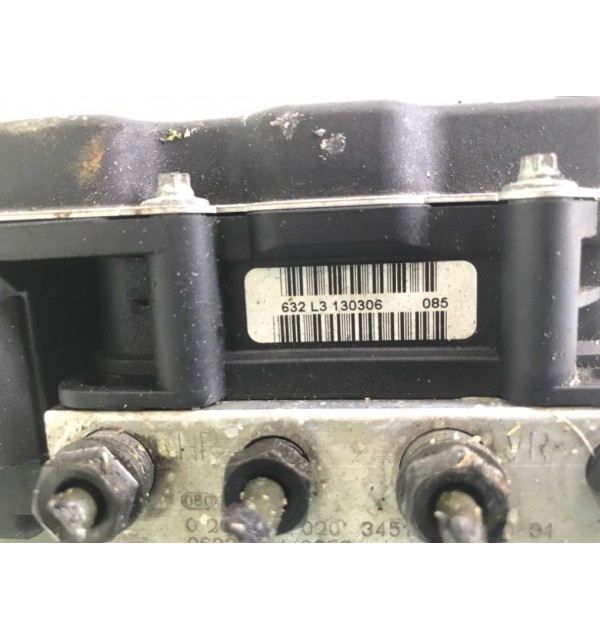 Блок ABS бу для BMW 5 E60/E61 2.0 TD,  2006 г. бу контрактные купить в Спб