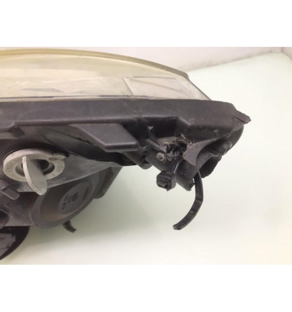 Фара правая бу для Citroen C4 Grand Picasso  1.8 i,  2007 г. бу контрактные купить в Спб