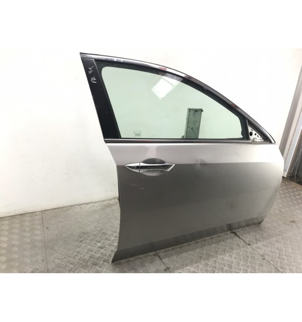 Дверь передняя правая бу для Honda Accord 8 2.2 i-CTDi,  2009 г.