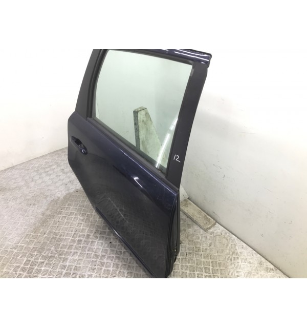 Дверь задняя правая бу для Nissan Note E11 1.4 i,  2008 г. бу контрактные купить в Спб