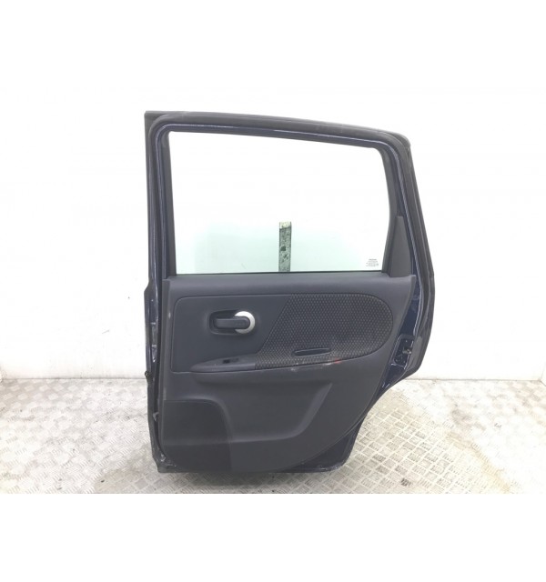 Дверь задняя правая бу для Nissan Note E11 1.4 i,  2008 г. бу контрактные купить в Спб