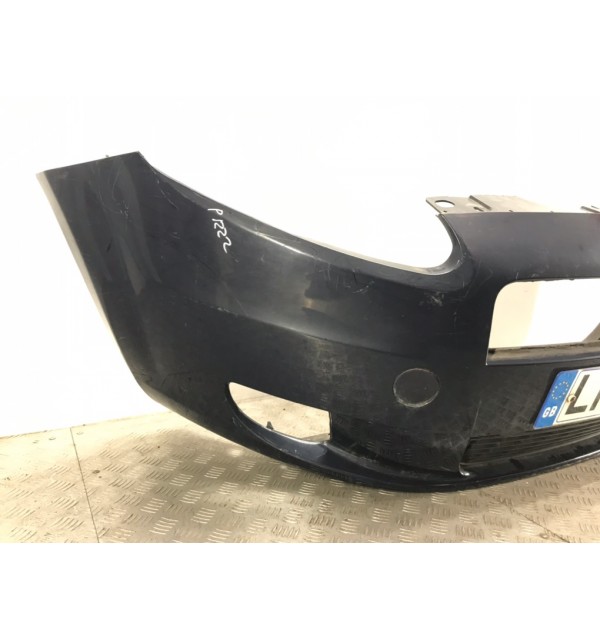 Бампер передний бу для Fiat Punto 3 1.2 i,  2006 г. бу контрактные купить в Спб