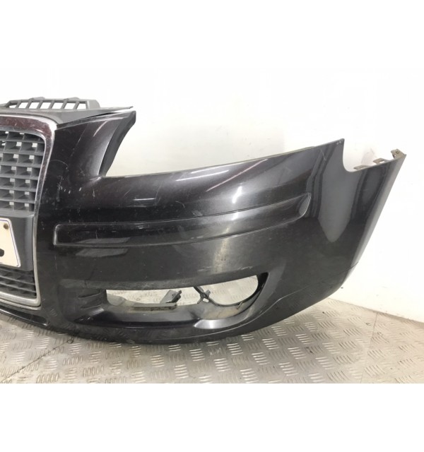 Бампер передний бу для Audi A3 8P 2.0 TDi,  2008 г.